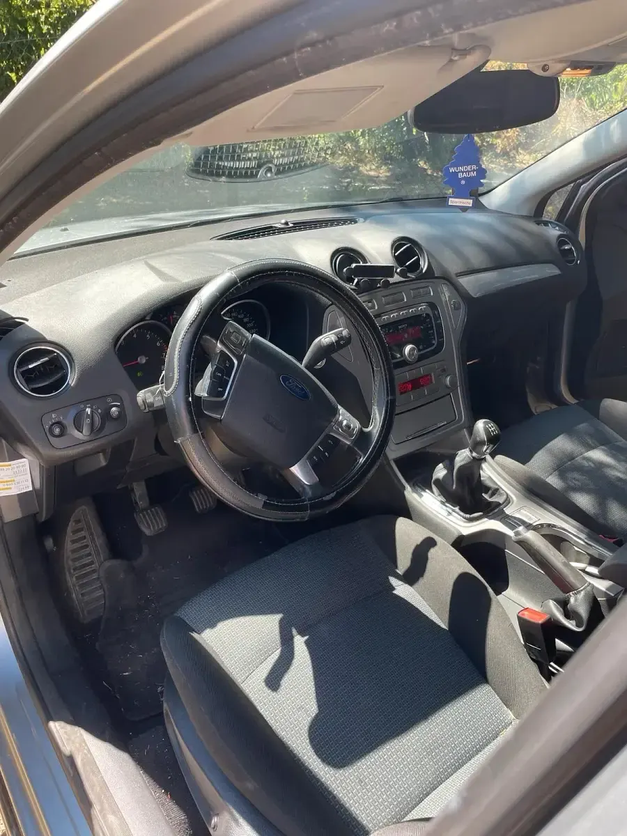Gebraucht Ford Mondeo 150 PS (110 kW) 2007 Limousine