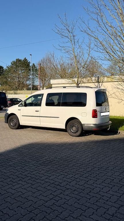 Second-hand VW Caddy 150 CP (110 kW) 2016 Alb Monovolum