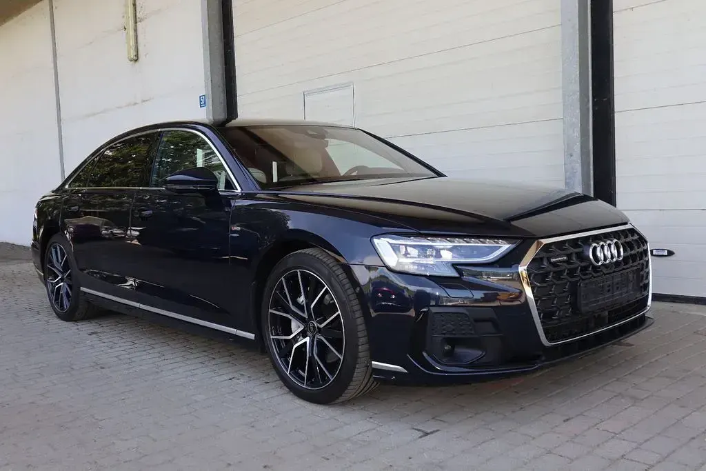 Gebraucht Audi A8L Exclusive 286 PS (210 kW) 2024 Blau Limousine