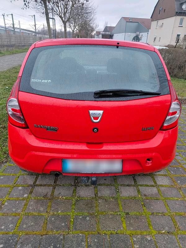 Gebraucht Dacia Sandero 75 PS (55 kW) 2009 Rot Kleinwagen