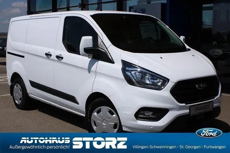 Weiss (frostweiãÿ) Gebraucht 2023 Ford Transit Custom Trend Limousine | 31.990 € (Guter Preis) - Bild 1/4