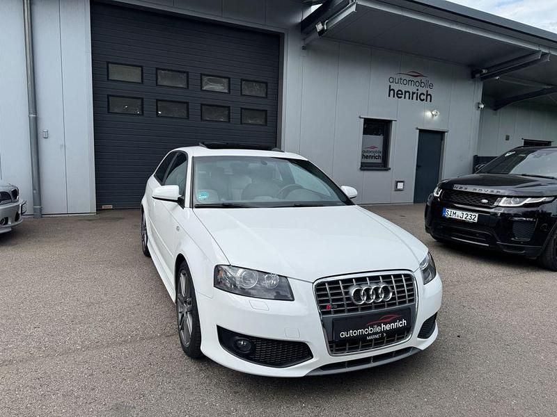 Weiß Gebraucht 2007 Audi S3 Comfort Limousine | 9.950 € (Fairer Preis) - Bild 1/4