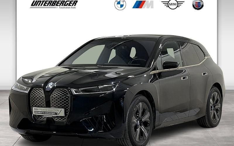 Saphirschwarz Gebraucht 2025 BMW iX Sport Line SUV | 61.890 € (Etwas zu teuer) - Bild 1/4