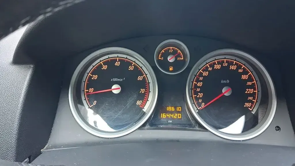 Gebraucht Opel Astra GTC OPC 140 PS (102 kW) 2010 Schwarz Limousine