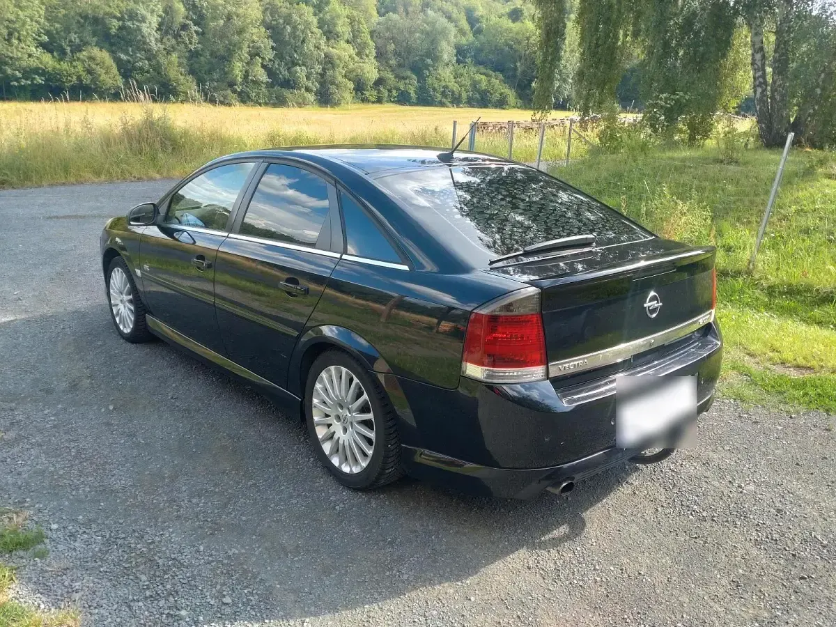 Gebraucht Opel Vectra OPC 150 PS (110 kW) 2007 Schwarz Limousine