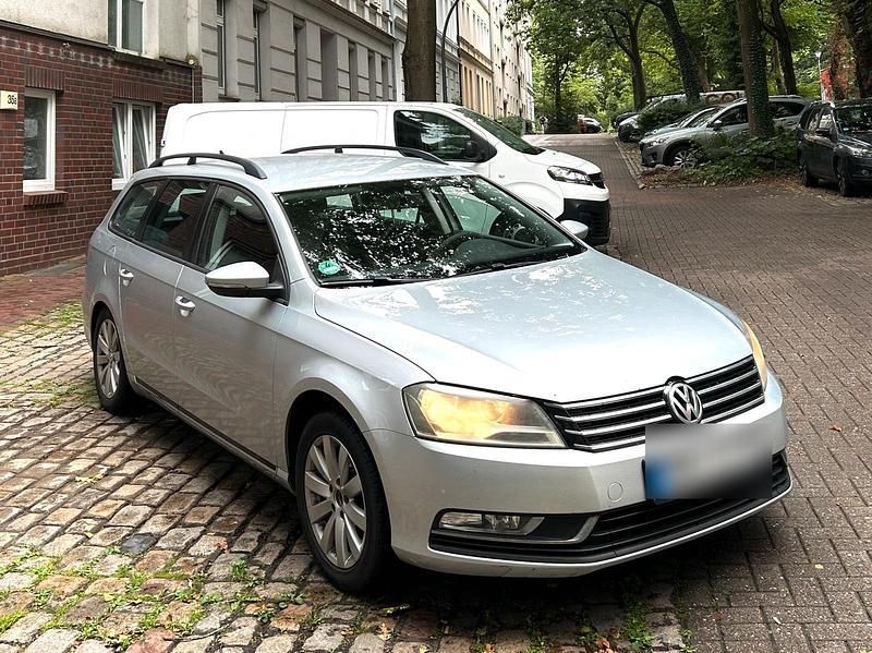 Gebraucht 2011 VW Passat Kombi | 4.500 € (Superpreis) - Bild 1/4