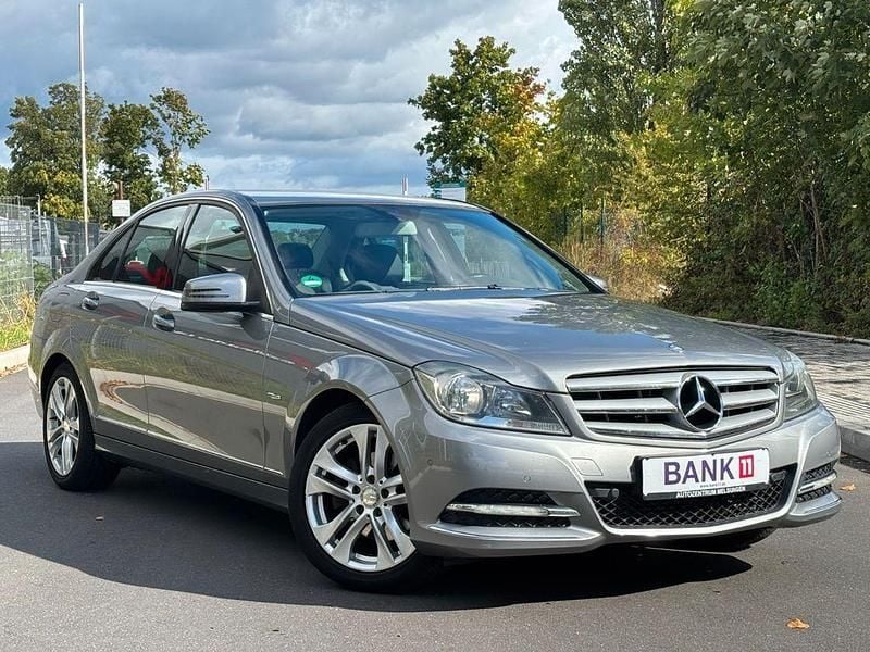 Silber Gebraucht 2012 Mercedes C220 Limousine | 11.999 € (Fairer Preis) - Bild 1/4