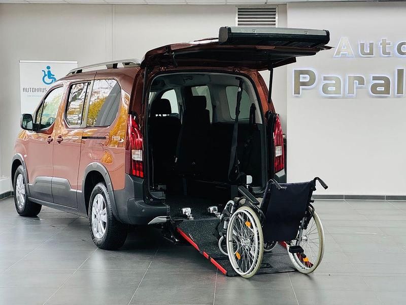 Gebraucht Peugeot Rifter Allure 131 PS (96 kW) 2021 Braun Van / Kleinbus