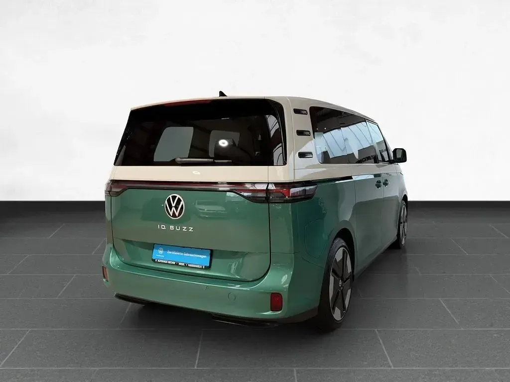 Używany VW ID. Buzz Pro 150 kW (204 KM) 2022 Biały Minivan
