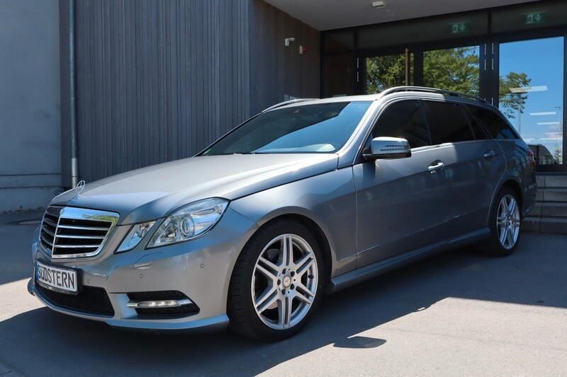 Silber Gebraucht 2012 Mercedes E220 AMG Kombi | 10.990 € (Guter Preis) - Bild 1/4
