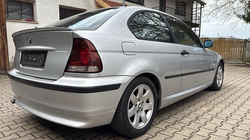 Gebraucht BMW 316 Compact 116 PS (85 kW) 2003 Silber Kleinwagen