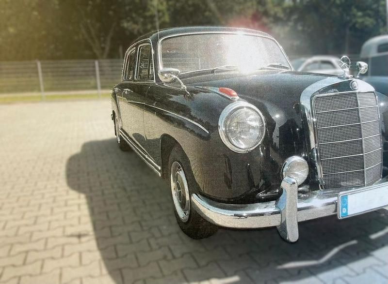 Gebraucht Mercedes 220 106 PS (77 kW) 1958 Schwarz Limousine