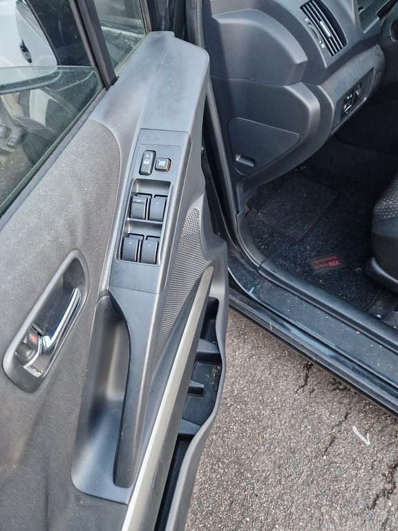 Gebraucht Toyota Corolla Verso Executive 129 PS (94 kW) 2009 Schwarz Van / Kleinbus