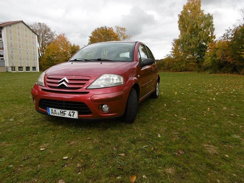 Rot Gebraucht 2006 Citroën C3 Comfort Kleinwagen | 1.399 € (Guter Preis) - Bild 1/4