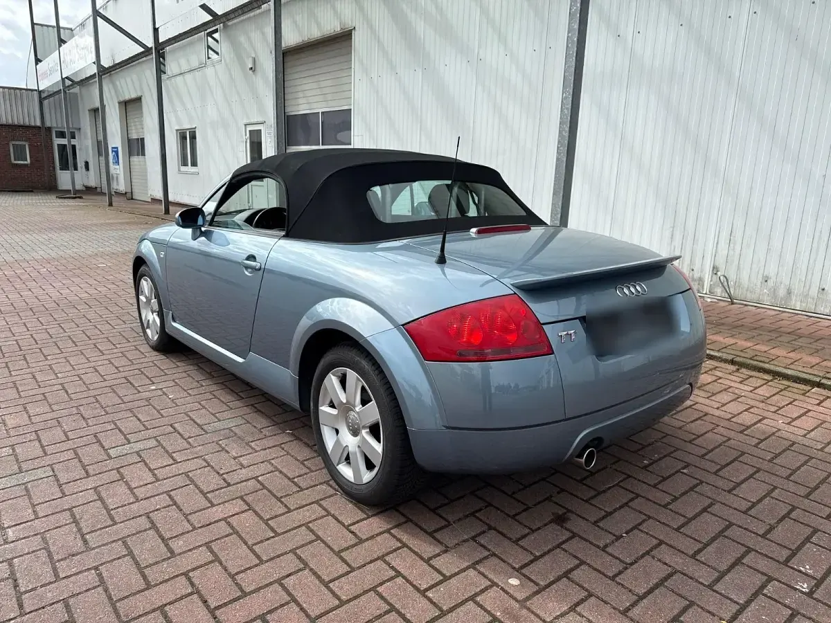 Gebraucht Audi TT Roadster Sport 150 PS (110 kW) 2003 Grau Cabrio