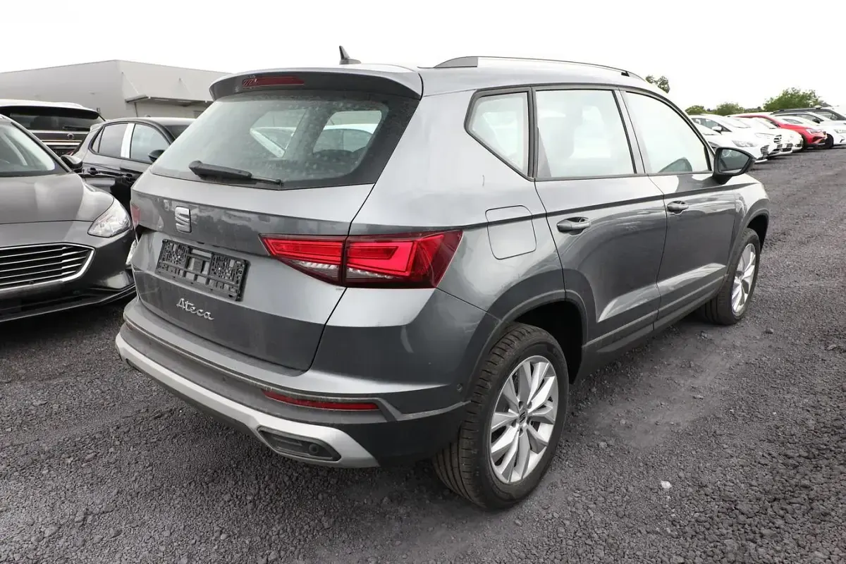 Neu Seat Ateca 150 PS (110 kW) 2026 Graphite grau metallic SUV
