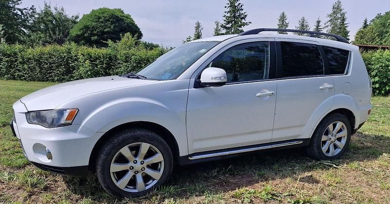 Gebraucht 2013 Mitsubishi Outlander SUV | 9.900 € (Etwas zu teuer) - Bild 1/4