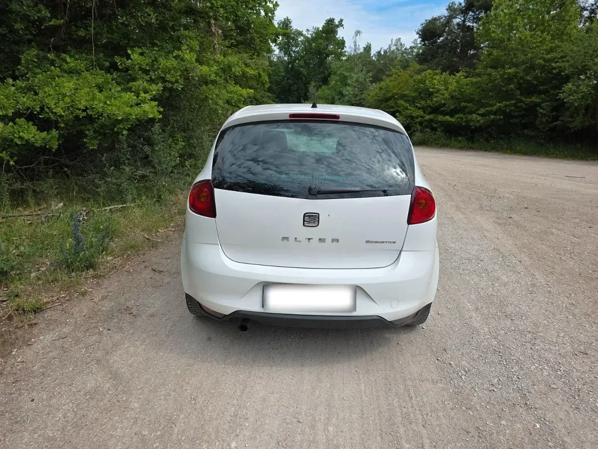 Gebraucht Seat Altea Copa 105 PS (77 kW) 2011 Weiß Van / Kleinbus