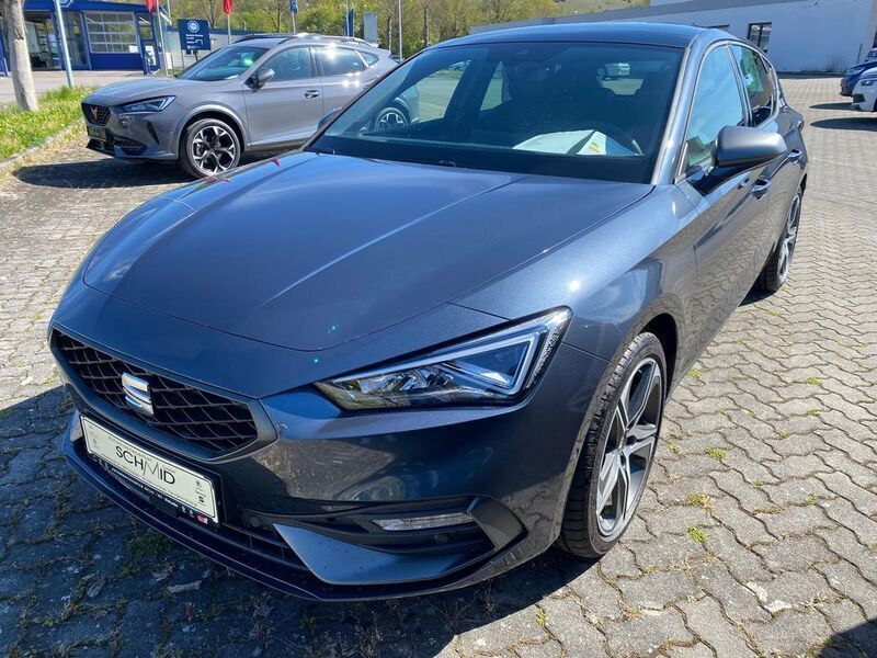 Gebraucht Seat Leon FR 190 PS (139 kW) 2023 "magnetic tech" Limousine