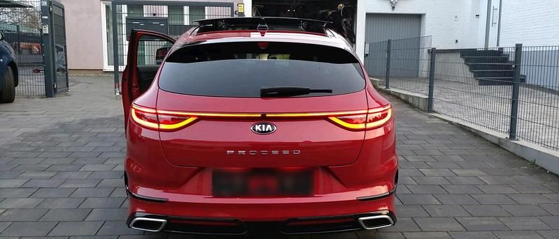 Gebraucht Kia ProCeed GT-Line 140 PS (102 kW) 2020 Rot Kombi