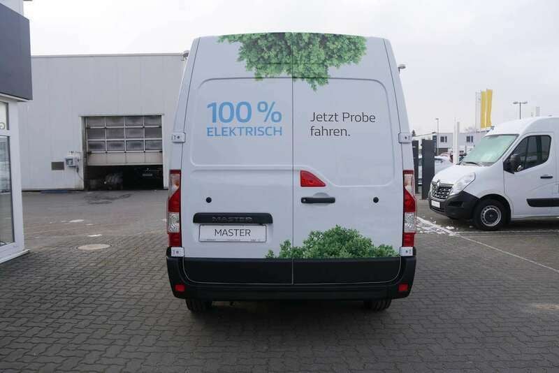Gebraucht Renault Master 57 kW (78 PS) 2019 Weiß Van