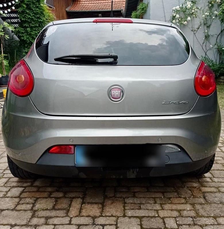 Gebraucht Fiat Bravo 120 PS (88 kW) 2012 Grau Kleinwagen