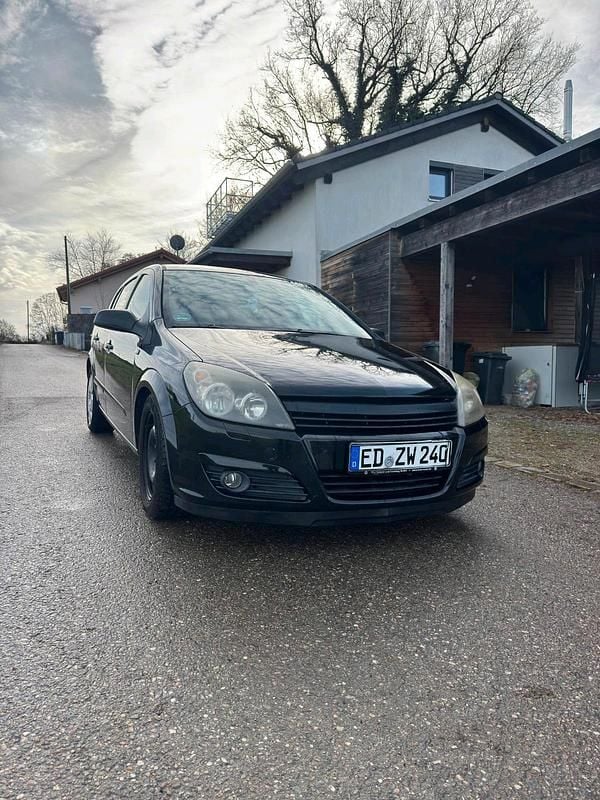 Schwarz Gebraucht 2005 Opel Astra Kombi | 1.400 € (Guter Preis) - Bild 1/4
