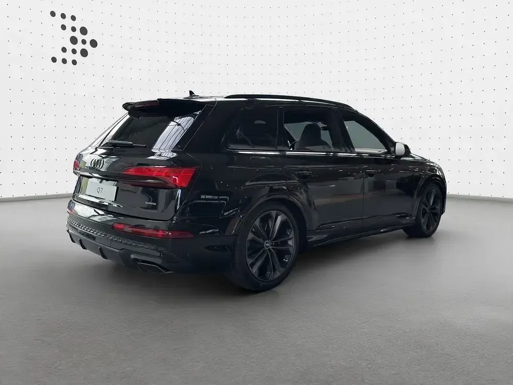 Gebraucht Audi Q7 S-Line 231 PS (169 kW) 2026 Schwarz SUV