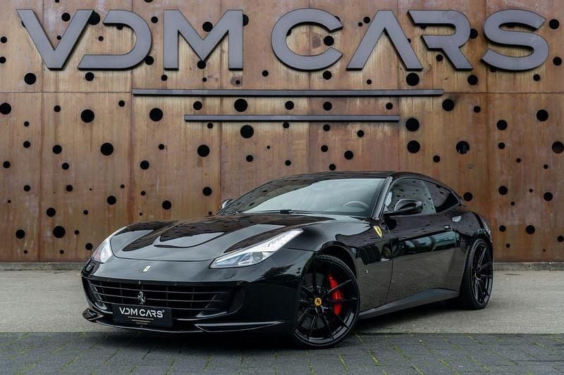 Schwarz Gebraucht 2017 Ferrari GTC4Lusso Kombi | 207.900 € (Guter Preis) - Bild 1/4