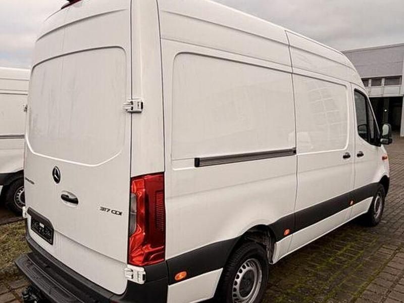 Gebraucht Mercedes Sprinter 170 PS (125 kW) 2023 Andere Van