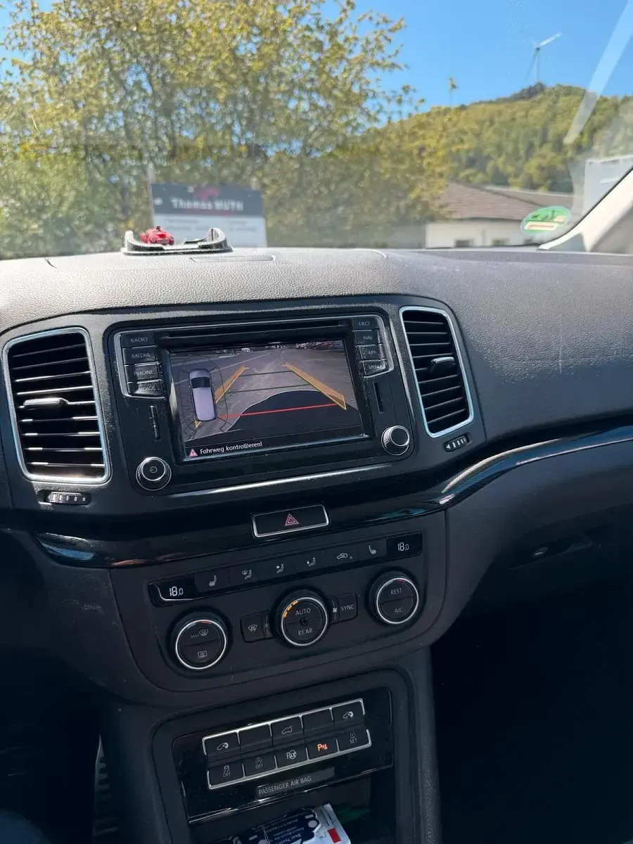 Gebraucht VW Sharan 184 PS (135 kW) 2017 Schwarz Van / Kleinbus
