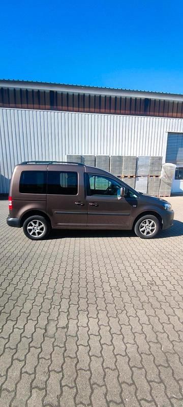 Second-hand VW Caddy 86 CP (63 kW) 2011 Maro Monovolum