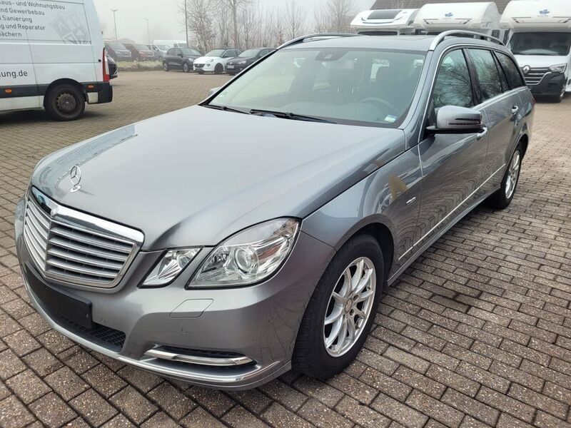 Silber Gebraucht 2011 Mercedes E350 Elegance Kombi | 8.900 € (Guter Preis) - Bild 1/4