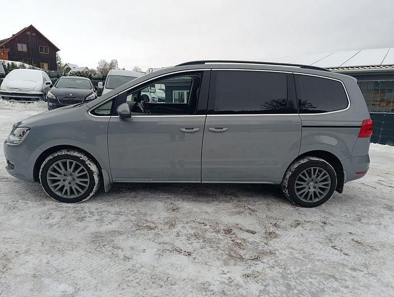 Gebraucht VW Sharan Comfortline 140 PS (102 kW) 2015 Grau Van / Kleinbus