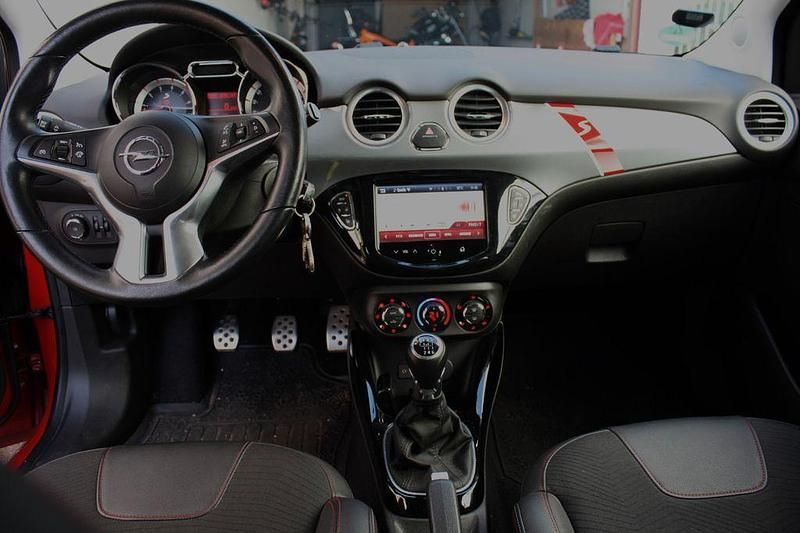 Gebraucht Opel Adam S 150 PS (110 kW) 2015 Rot Kleinwagen