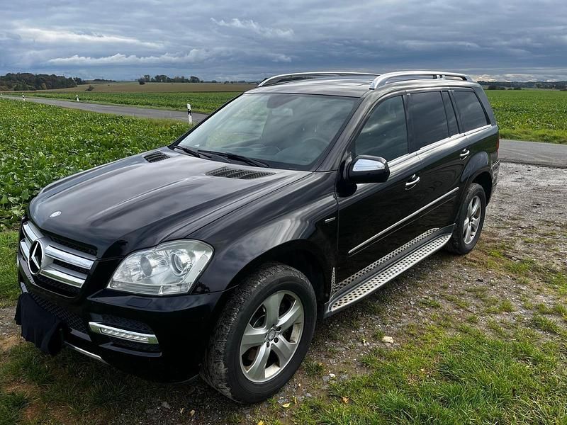 Gebraucht Mercedes GL350 225 PS (165 kW) 2010 Schwarz SUV