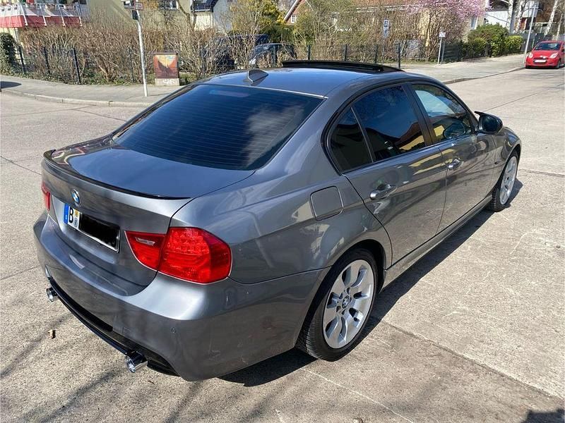 Gebraucht BMW 335 Performance 306 PS (225 kW) 2009 Grau Limousine