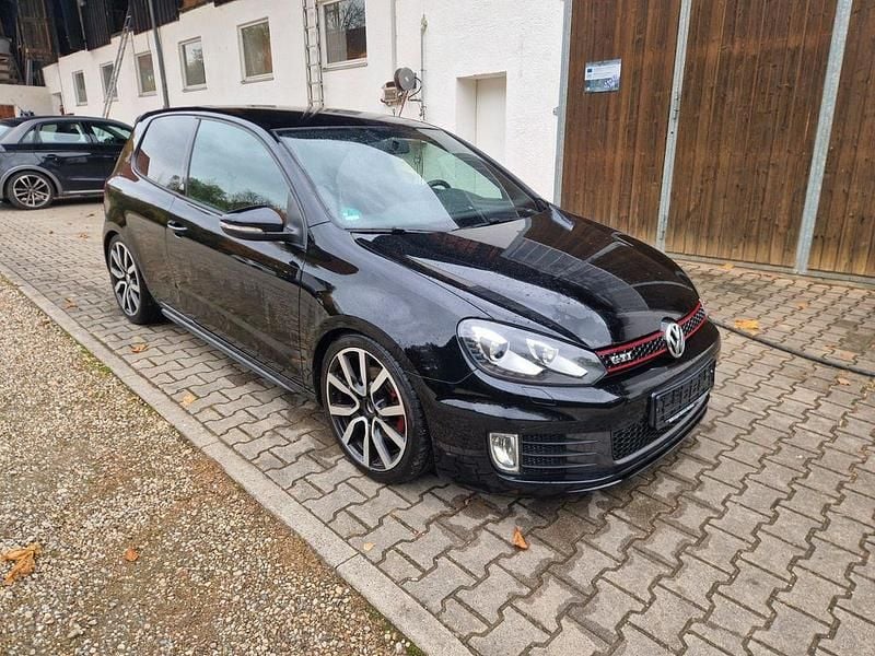 Gebraucht VW Golf VI Edition 211 PS (155 kW) 2011 Schwarz Kleinwagen