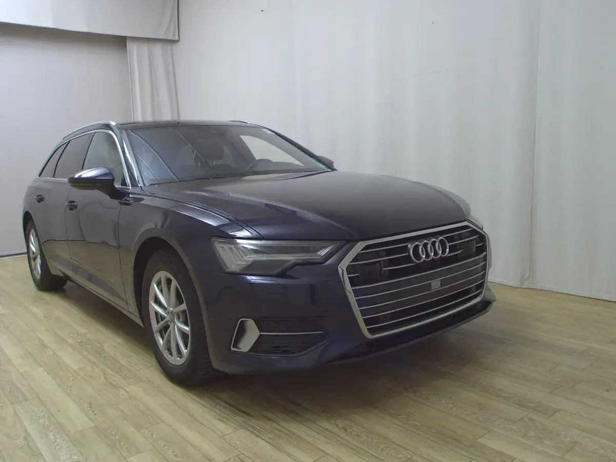 Gebraucht Audi A6 Sport 204 PS (150 kW) 2019 Blau Kombi