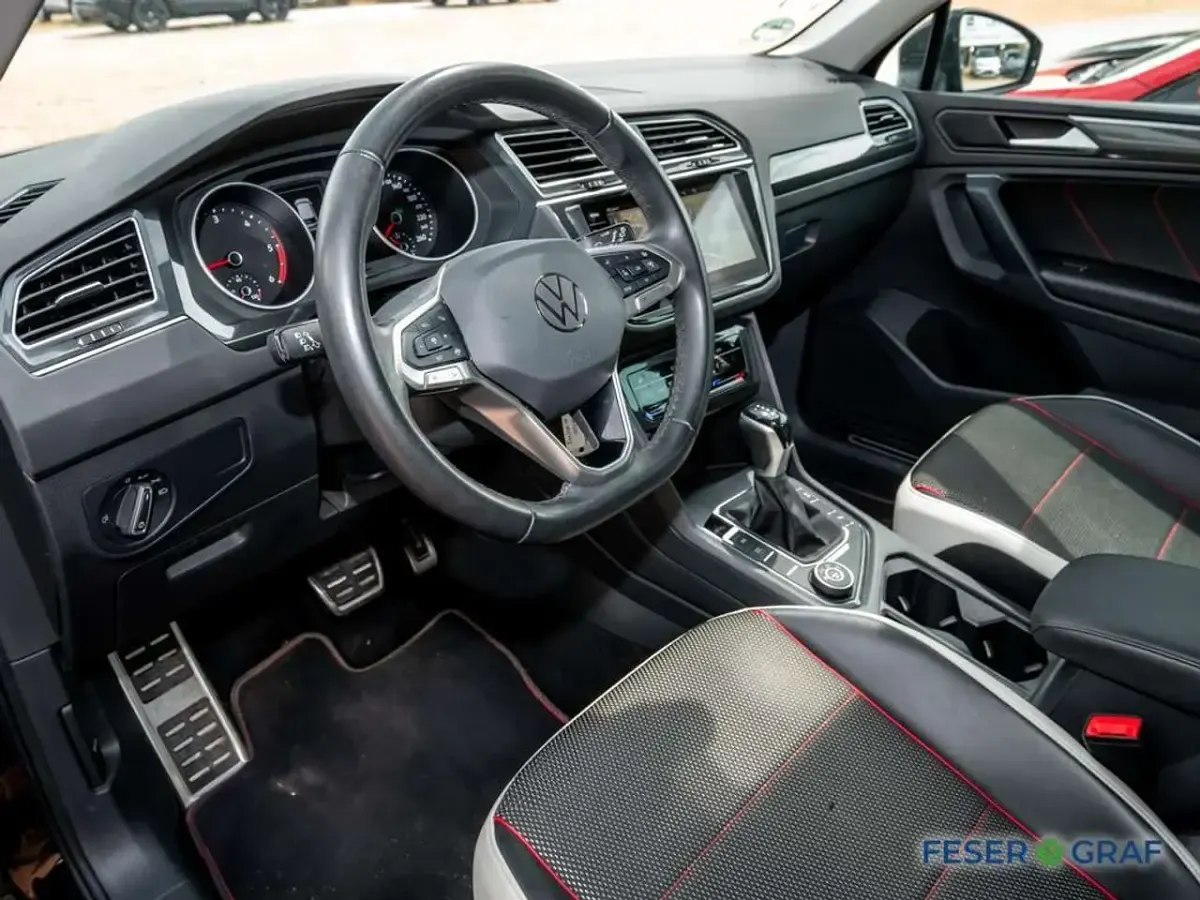 Gebraucht VW Tiguan Sport 200 PS (147 kW) 2022 Schwarz SUV