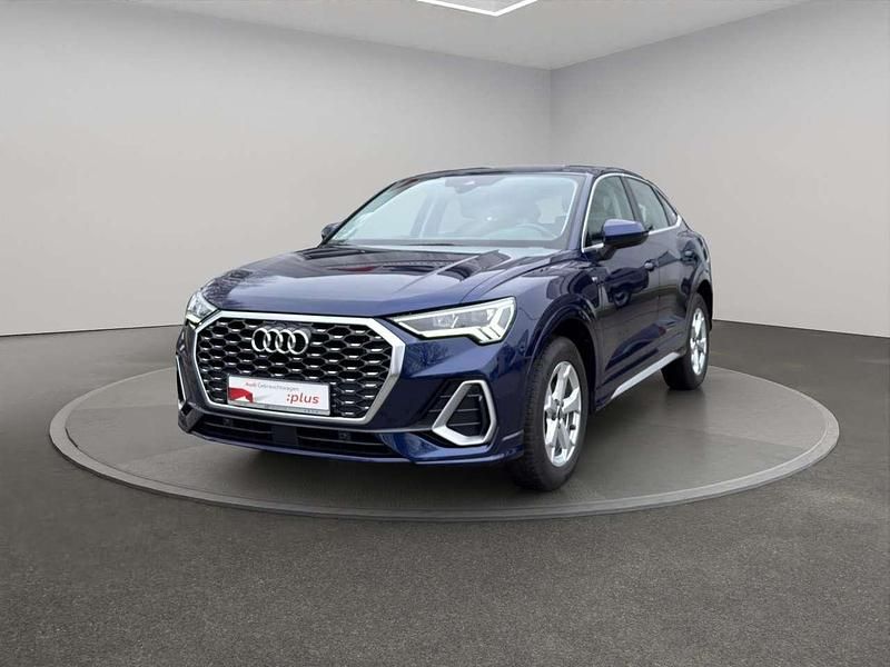 Gebraucht Audi Q3 S-Line 150 PS (110 kW) 2022 Navarrablau metallic SUV