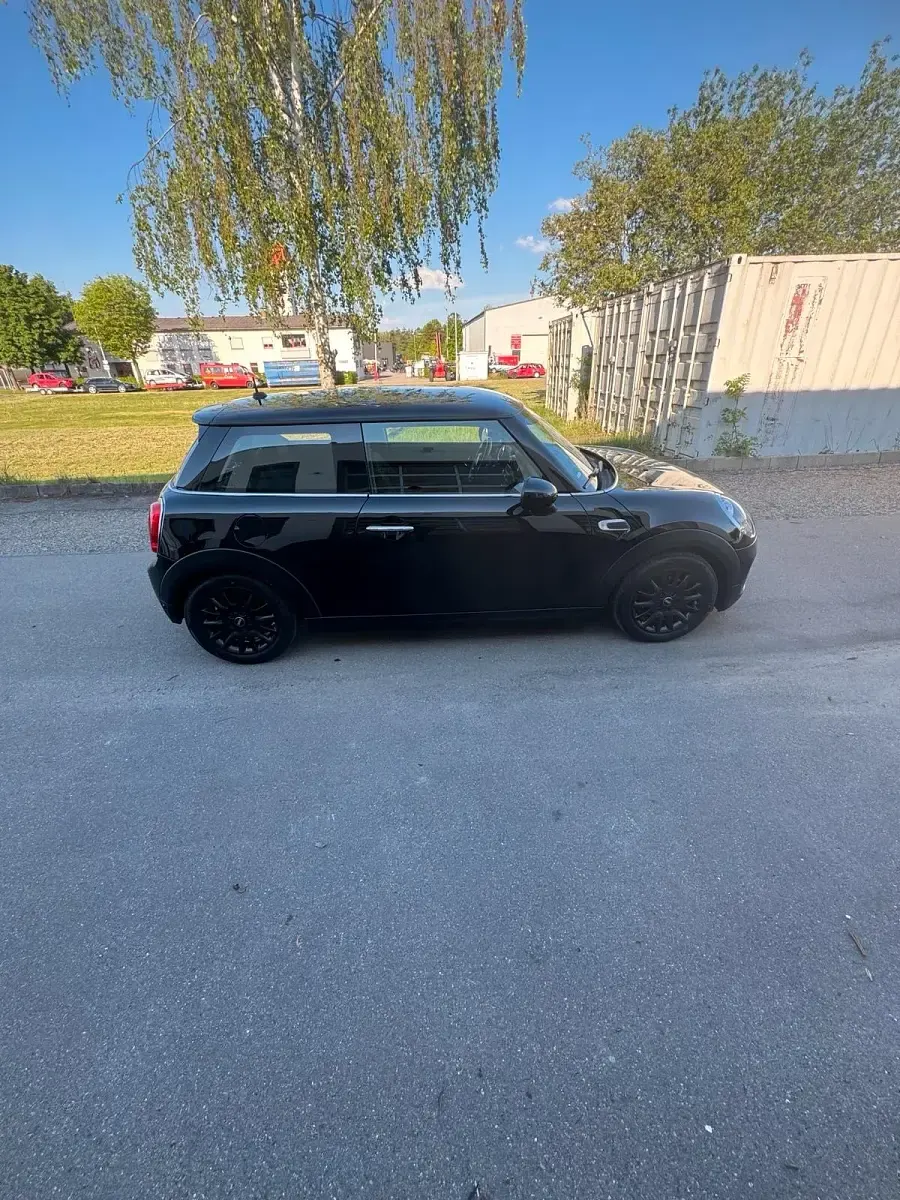 Occasion Mini ONE 102 PK (75 kW) 2017 Zwart Hatchback