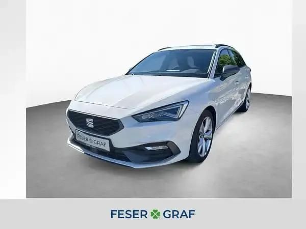 Weiss Gebraucht 2022 Seat Leon Kombi | 19.490 € (Fairer Preis) - Bild 1/4