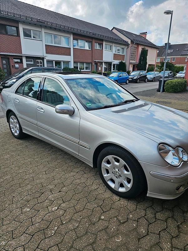 Gebraucht Mercedes C180 2005 Silber Limousine