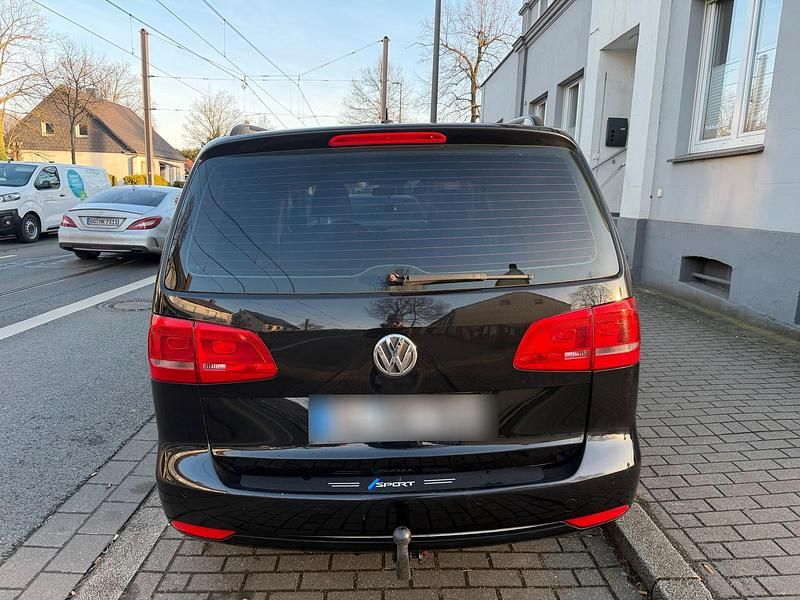 Gebraucht VW Touran 105 PS (77 kW) 2012 Schwarz Van / Kleinbus