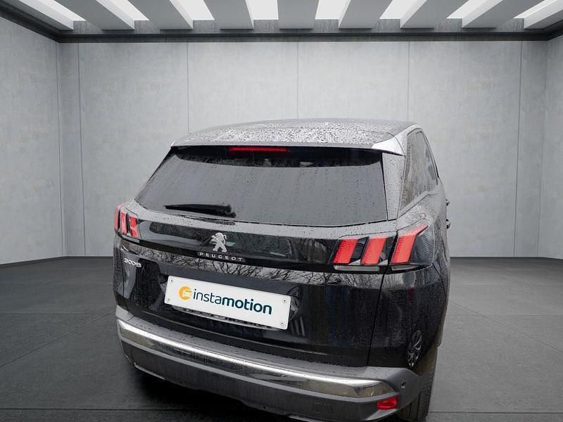 Gebraucht Peugeot 3008 131 PS (96 kW) 2023 Schwarz SUV