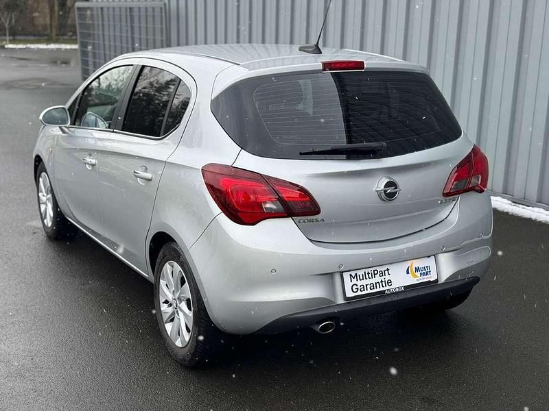 Gebraucht Opel Corsa Innovation 95 PS (69 kW) 2015 Argonsilber/sovereign/switchbl Kleinwagen