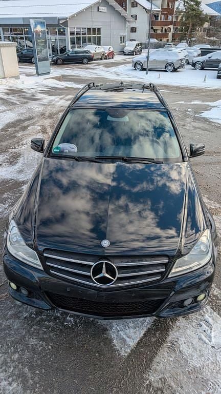 Gebraucht Mercedes C200 184 PS (135 kW) 2012 Schwarz Limousine