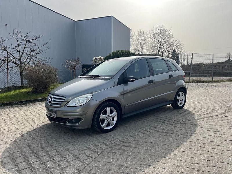 Gebraucht Mercedes B170 116 PS (85 kW) 2007 Grau Van / Kleinbus