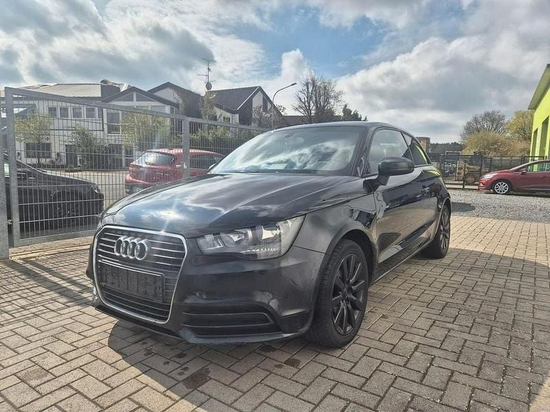 Gebraucht Audi A1 Attraction 105 PS (77 kW) 2011 Schwarz Kleinwagen